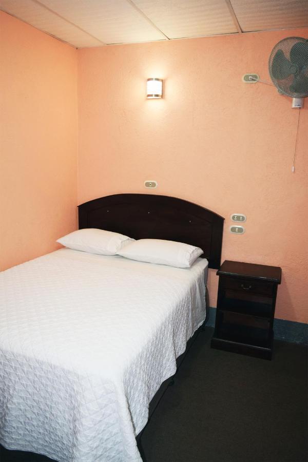 Hotel Fuentes Guatemala City Exterior foto
